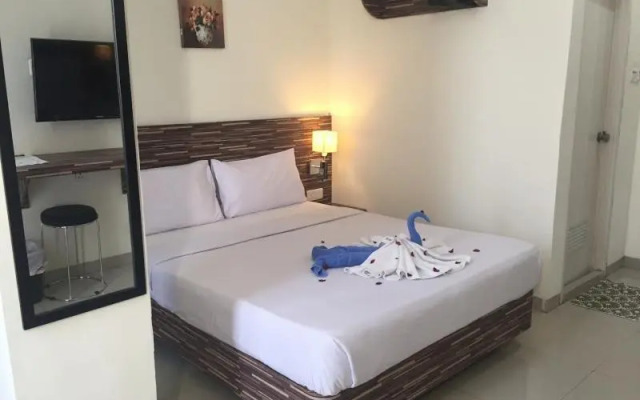 72 Hotel