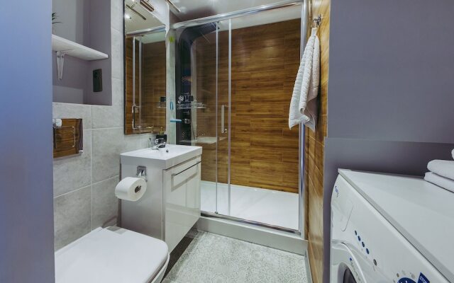 ShortStayPoland Grzybowska B54