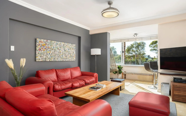 Devonshire Apartment
