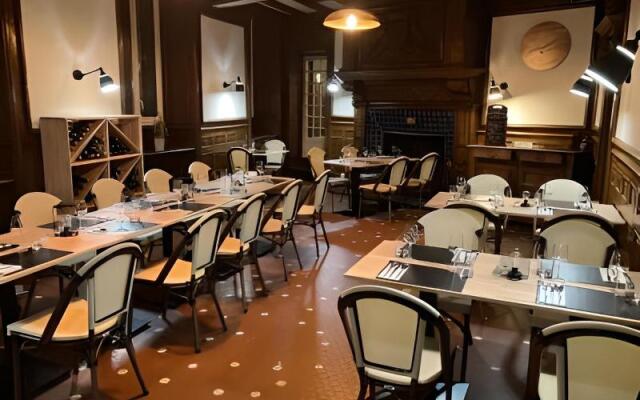 Logis Hotel Du Commerce Joncy