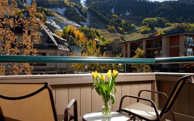 Aspen Square Condominium Hotel