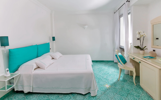 Relais Maresca Luxury Small Hotel