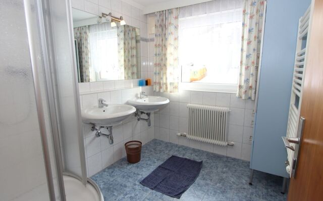 Cozy Holiday Home in Maishofen Near Ski Area