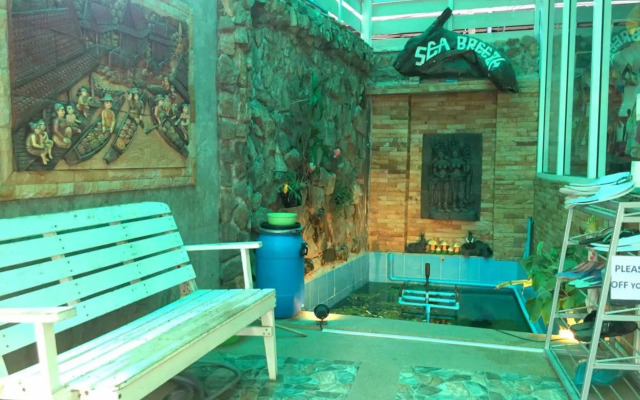 Sea Breeze Resort
