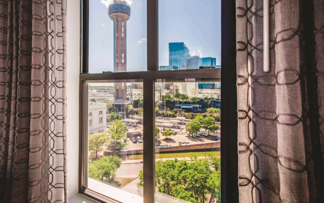 Holiday Inn Express Dallas Downtown by IHG