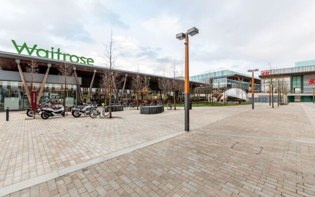 Superior Apartment Bracknell Centre