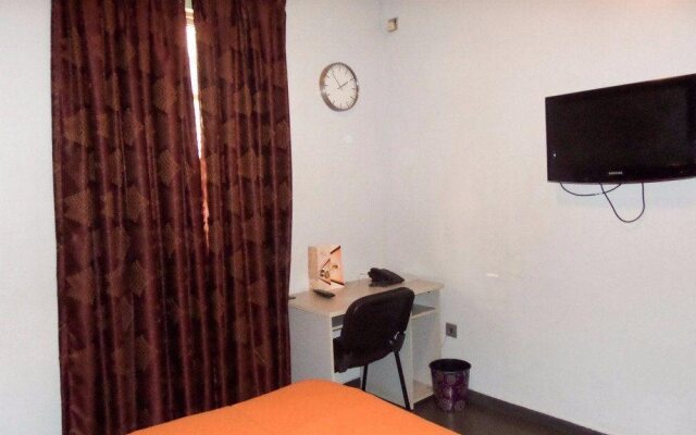 Precinct Comfort Services, Yaba