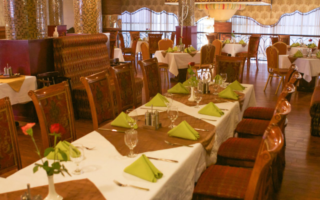 Jupiter International Hotel Cazanchis