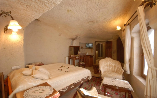 Arif Cave Hotel