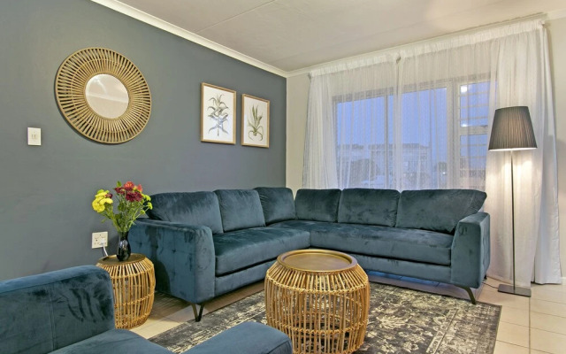 Big Bay Beach Club 98