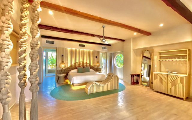 Hotel Shibari Tulum - Restaurant & Cenote Club
