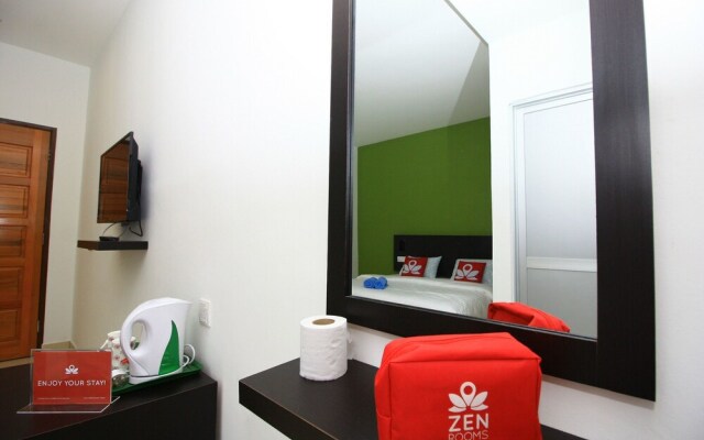 ZEN Rooms Near Pantai Tengah