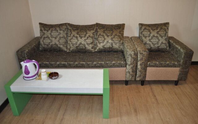 Goodstay Jeonju Wooshin Hotel