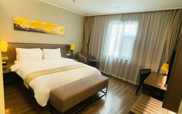 Homeinn Plus Hotel (Shanghai Bund Jinling East Road)