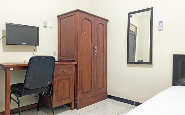 SPOT ON 92042 Sumber Rejo Homestay
