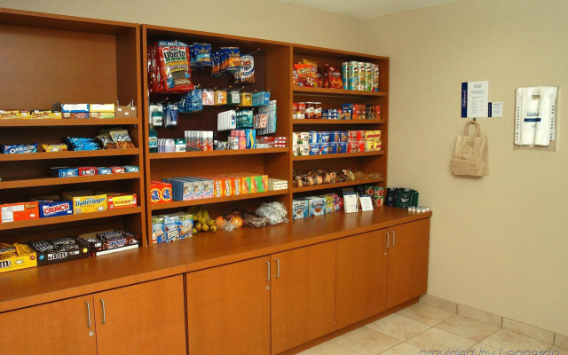 Candlewood Suites Medford by IHG