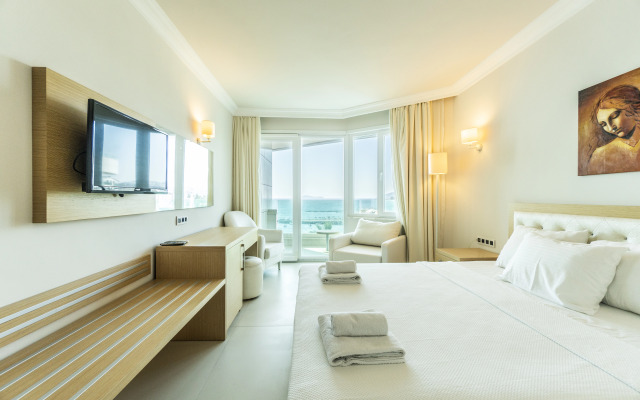 Dragut Point South Hotel