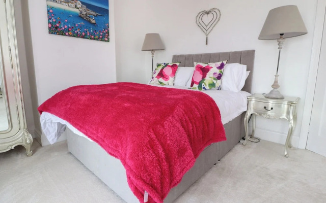 12 Pennystone Road