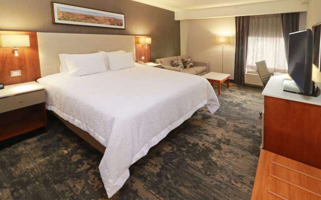 Hampton by Hilton Chihuahua