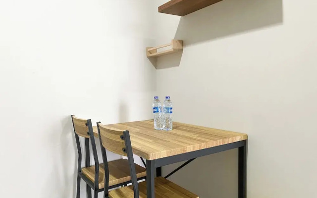 Homey And Serene 1Br At The Mansion Kemayoran Apartment