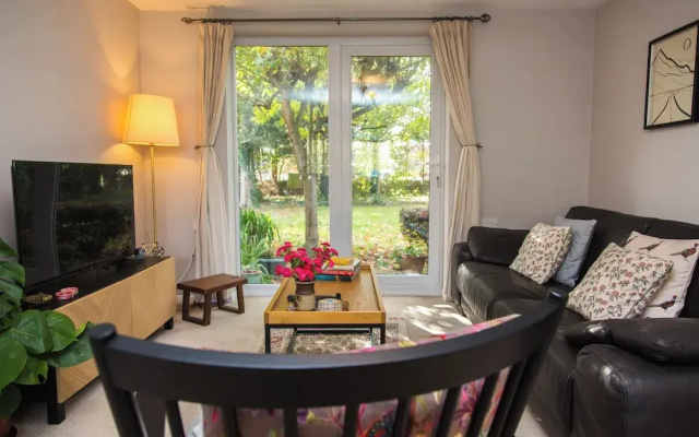 Spacious Private Annex Near Ashford