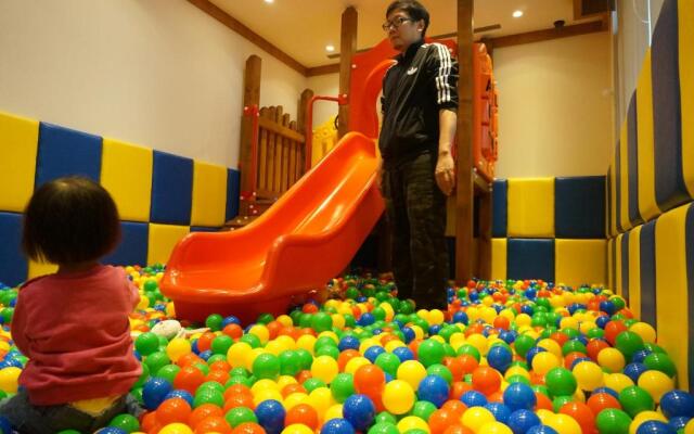 Hualien Holiday Hotel