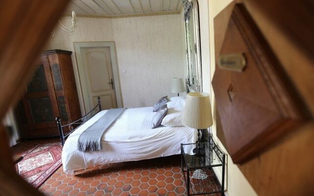 La Cour Des Nobles - Les Remparts du Berckheimer Hof