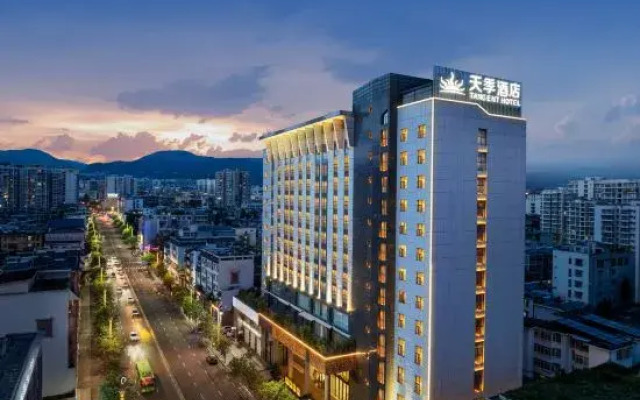 Tangent Hotel