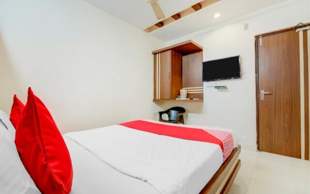 OYO 5660 Hotel Sree Residency