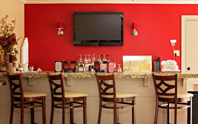 Ramada Conference Center New Iberia