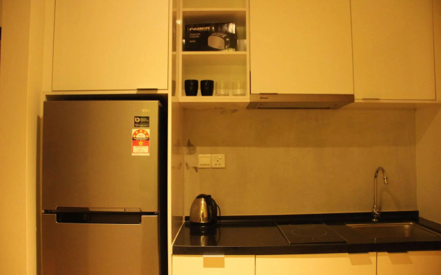 Dua Sentral Suites