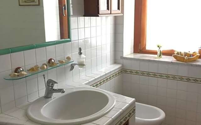 VelaLatina Residence B&B Soverato - Camera Maestrale & Camera Tramontana