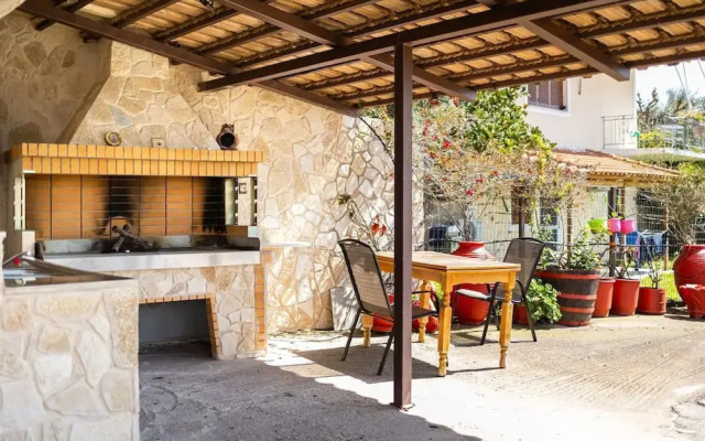 Verga Beachside Getaway With Panoramic Seaviews