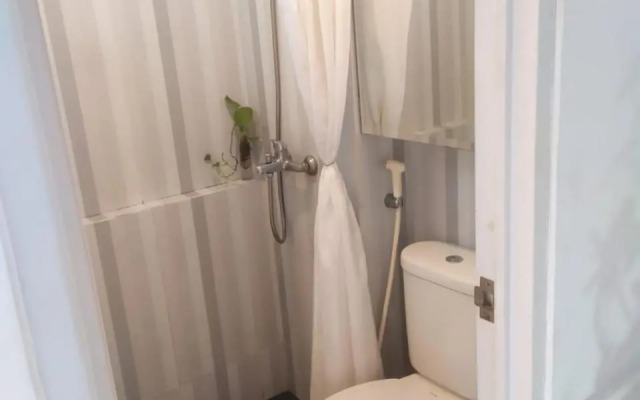 Tiny studio with pool, jogging track, gym and Mall