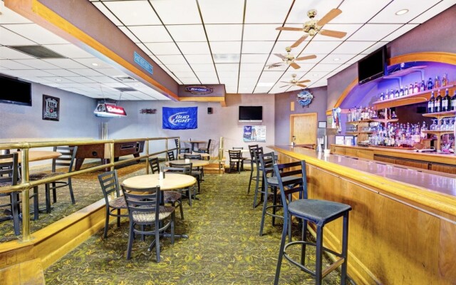 Holiday Inn Hotel Statesville-I-77 Exit 49a