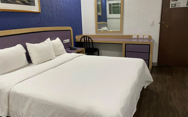 Hotel Menara