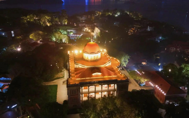 Wu Lan Hotel