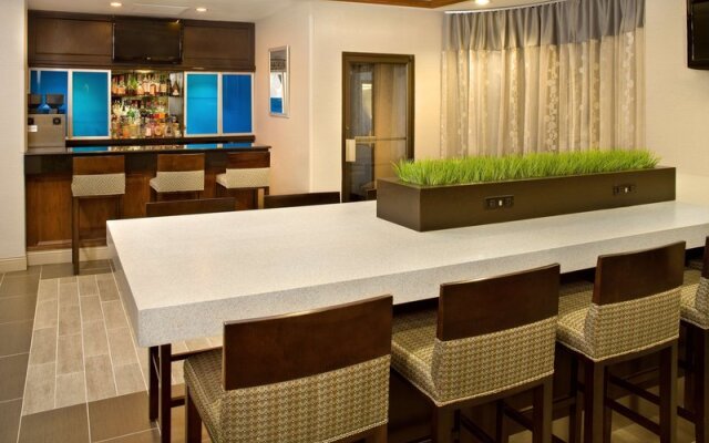 Doubletree Chicago Wood Dale