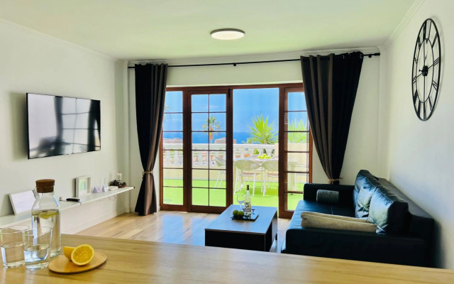 PaulMarie Apartment Ocean View