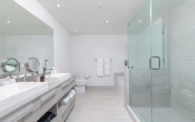 HYDE Beach House Resort Rental
