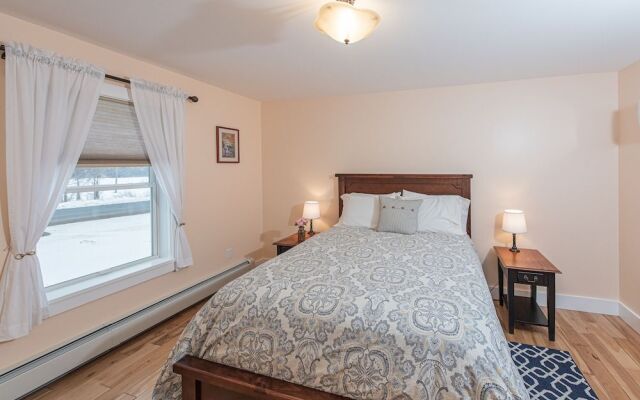 Maple Rock Bed & Breakfast