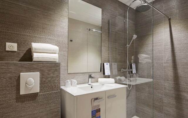 Appart'hôtel Kyriad Résidence Cabriès - Plan de Campagne