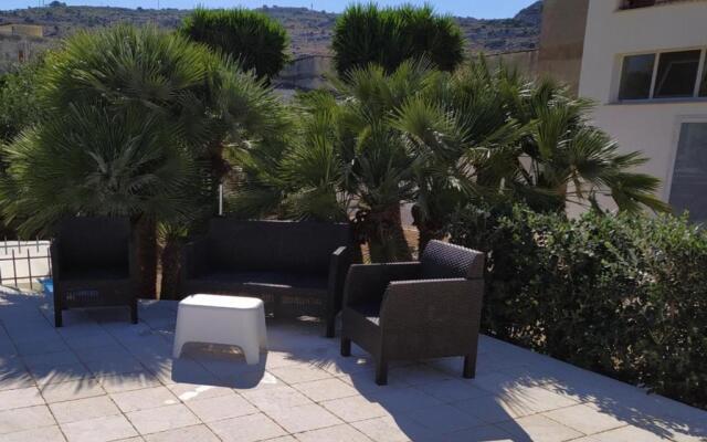 Orange Paradise b&b