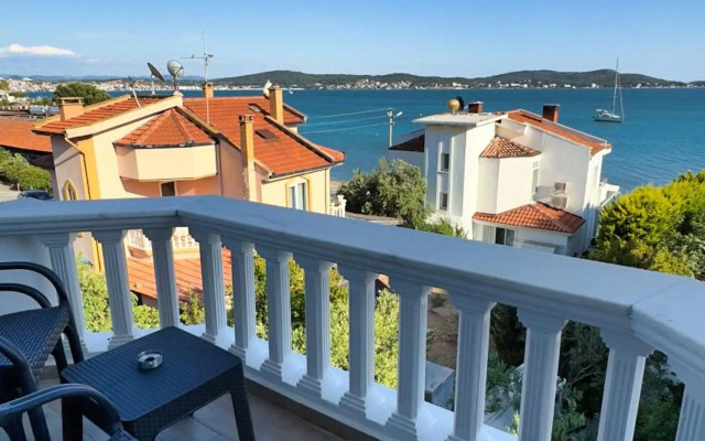 Cunda Hotel Ezer