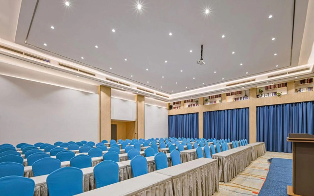 Kyriad Hotel Guangzhou Panyu Aoyuan Plaza
