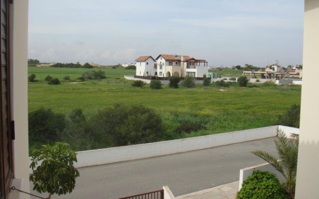 Jolie Villa