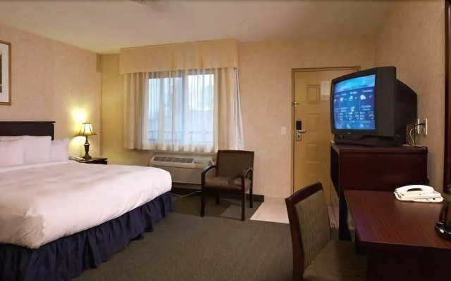 Langley Hwy Hotel
