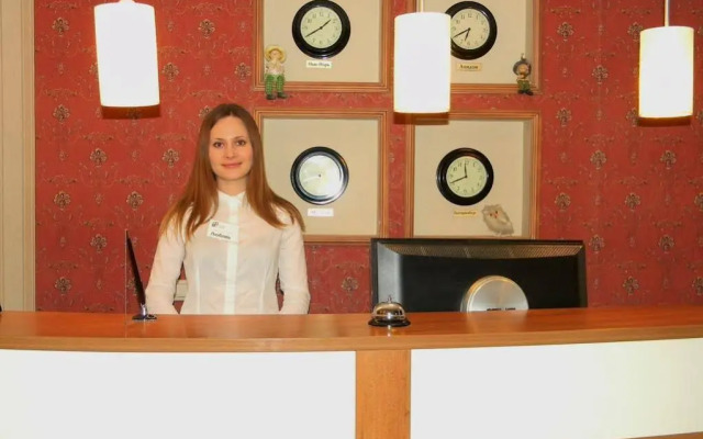 Отель «Четыре сезона»