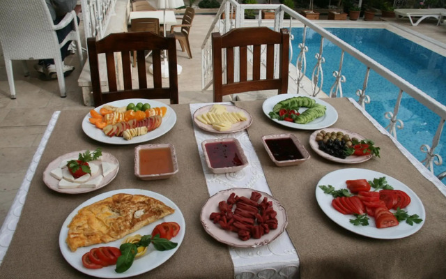 Urcu Hotel