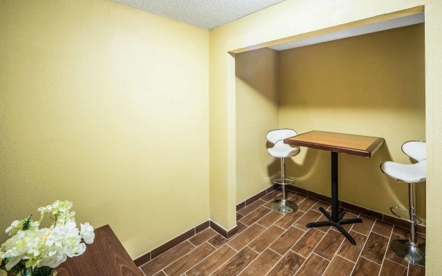 Suburban Extended Stay Hotel